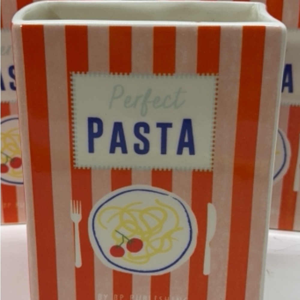 Utensil Perfectly Pasta Storage Container